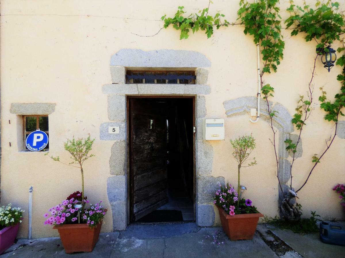 L'Ancien Presbytere Chambres D'Hote Ou Gite Le Dorat Экстерьер фото